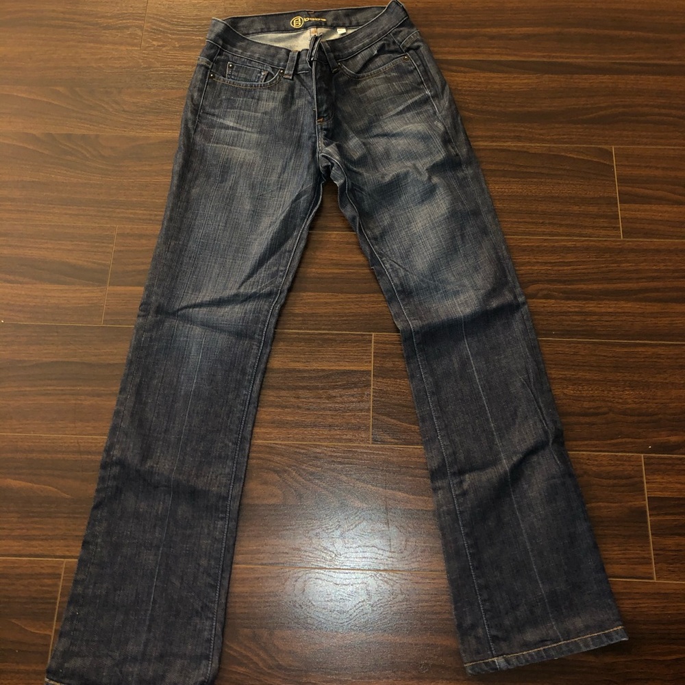 BEBE JEANS